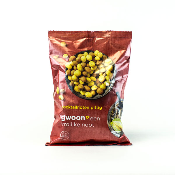 Gwoon Spicy Cocktail Coated Peanuts